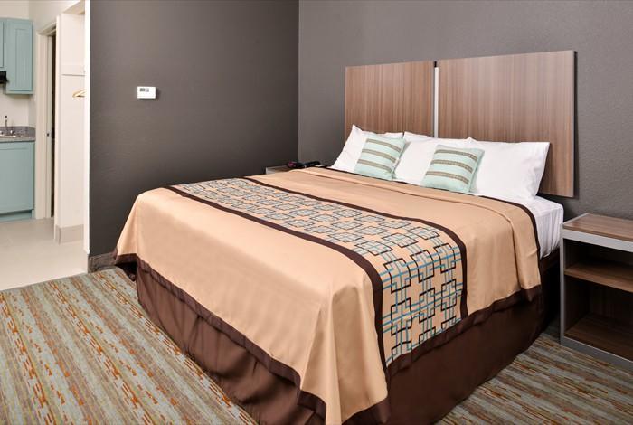 Scottish Inn & Suites - קונרו מראה חיצוני תמונה